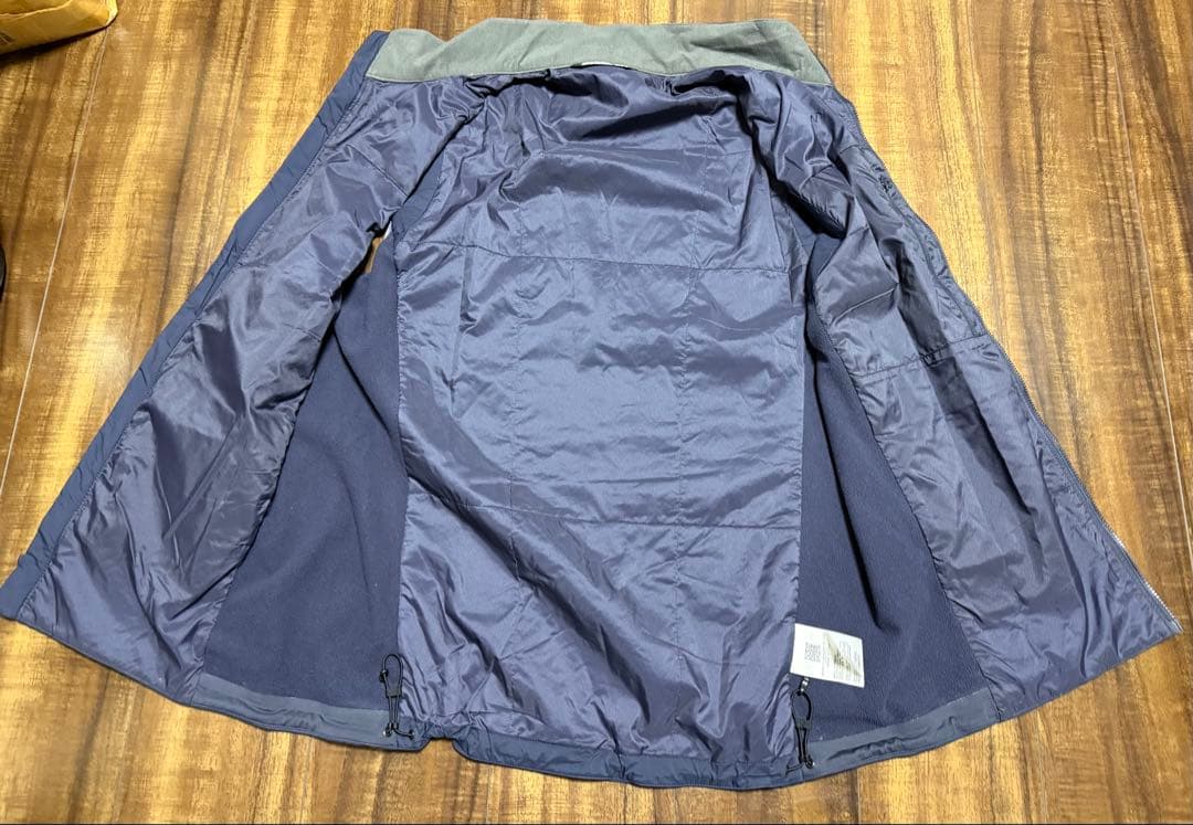 アークテリクス atom ベスト