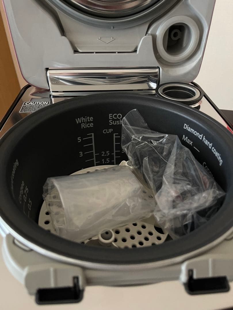 Panasonic 【220V仕様】海外向け IH炊飯器SR-SSS105-RK