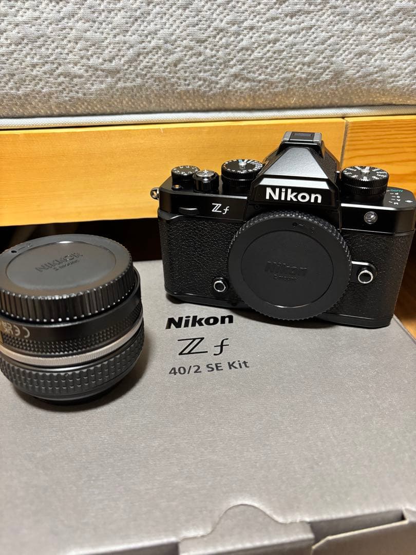 NikonZF 40/2 SE レンズキット　SmallRigグリップ付