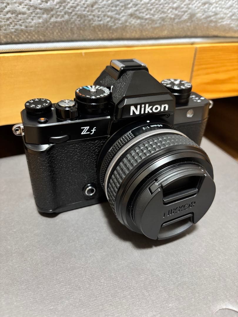 NikonZF 40/2 SE レンズキット　SmallRigグリップ付