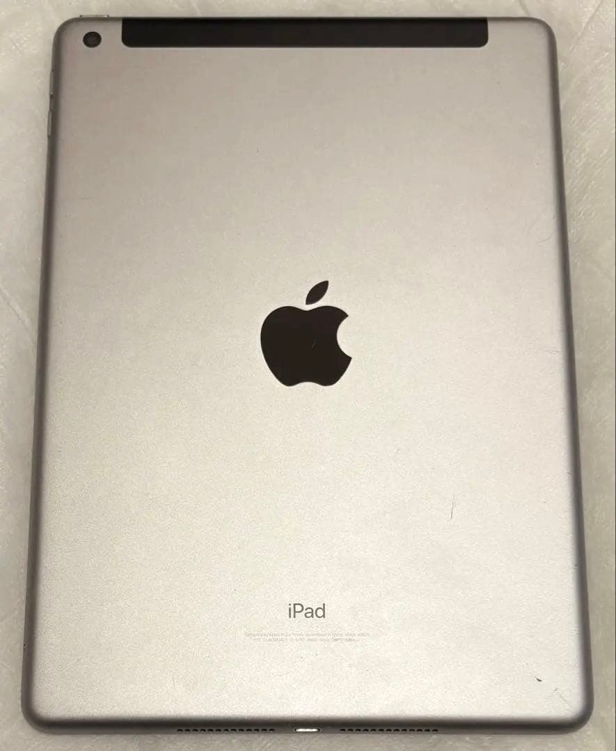 り*や様 iPad 5世代 32GB スペースグレー