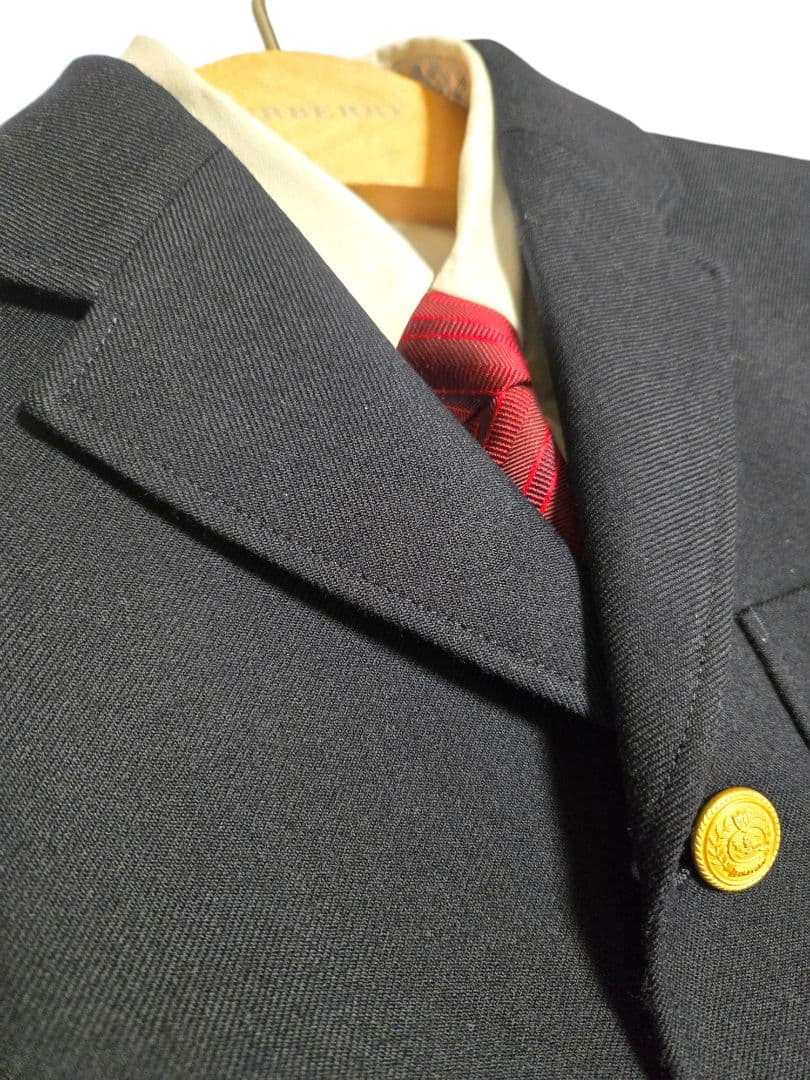 BURBERRY エンブレムジャケット ノバチェック ハーフパンツ ネクタイ等