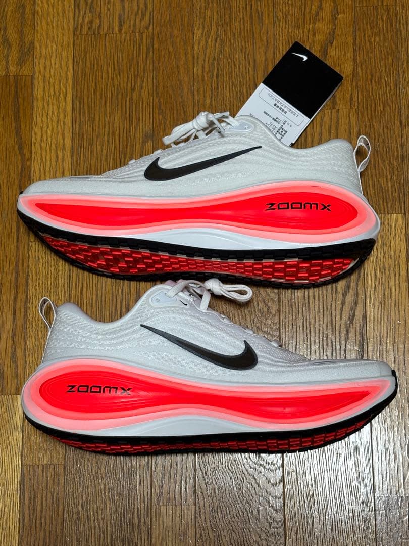 【新品】ナイキ ズーム ボメロプラス 28cm HV8150-100