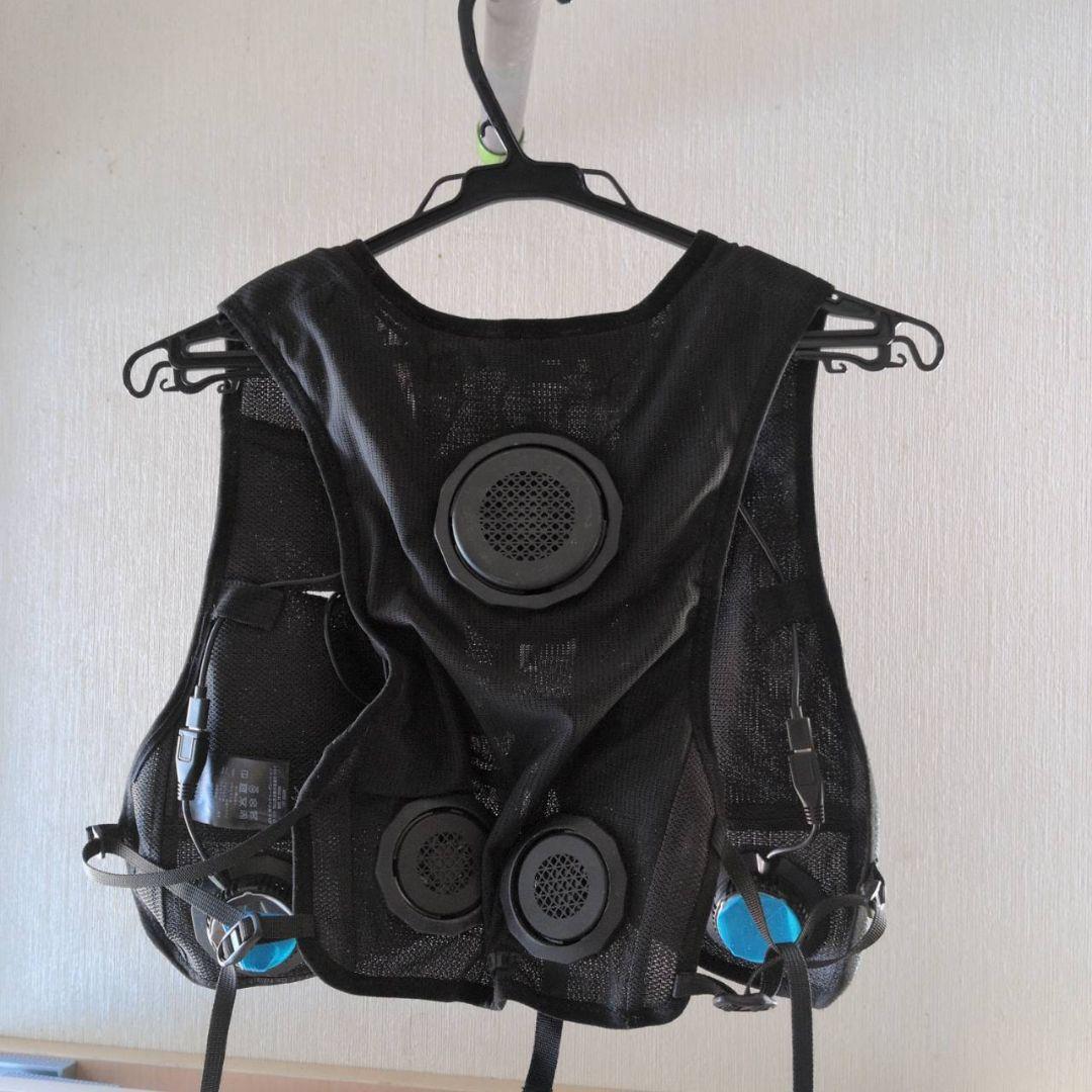 ホットベスト&クール　WindCore 新品に近い中古品　バッテリー2個付き