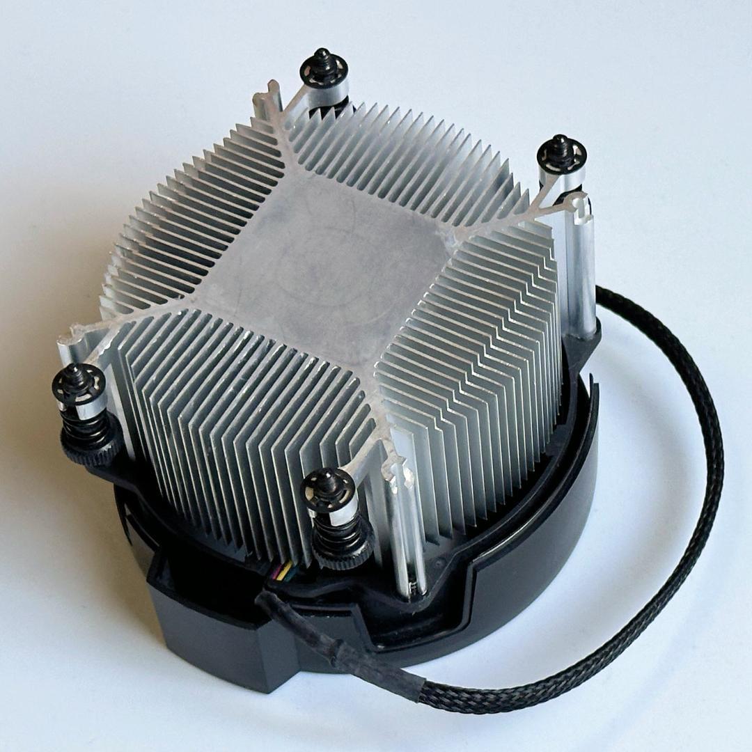 AMD RYZEN 5 3400G / Wraith Stealth Fan付属