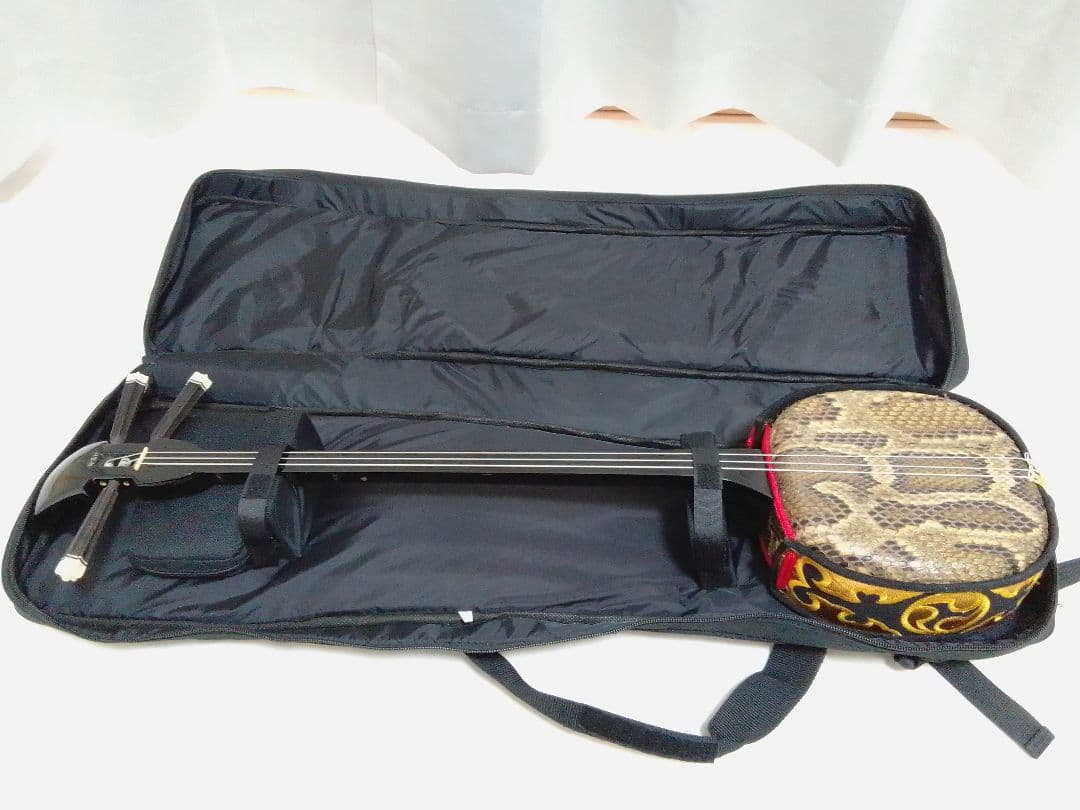 沖縄三線 本皮 強化張り 蛇皮 バッグ付 琉球 和楽器 本体