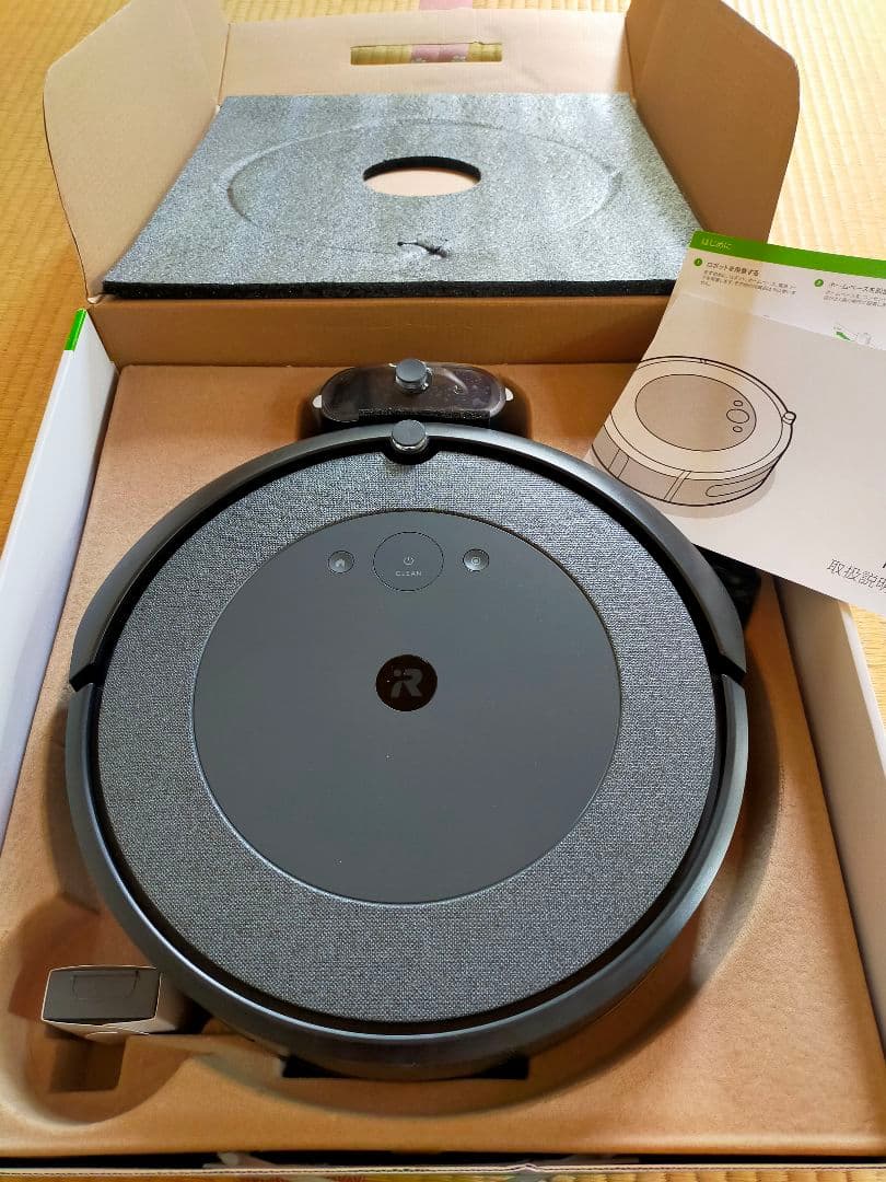 iRobot Roomba i3 ロボット掃除機本体