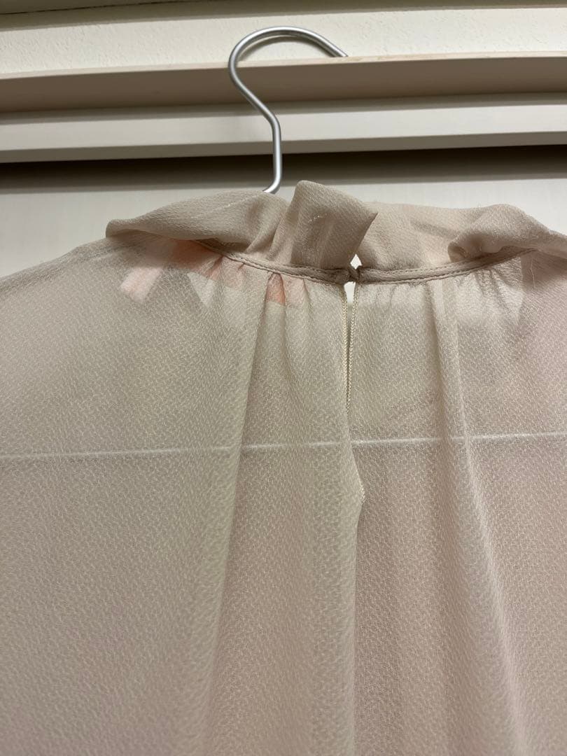 シーバイクロエ　フリル付き　長袖ワンピース　ロングワンピース