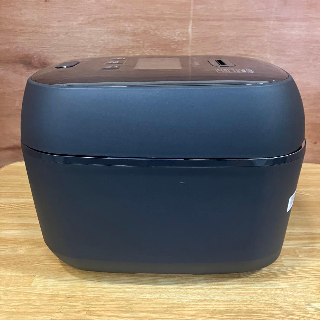 一都三県限定　配送設置無料　炊飯器　ZOJIRUSHI 象印　2023年製