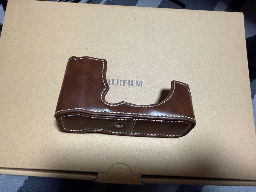 Fujifilm X-M5 15-45mmレンズキット　他おまけ付き