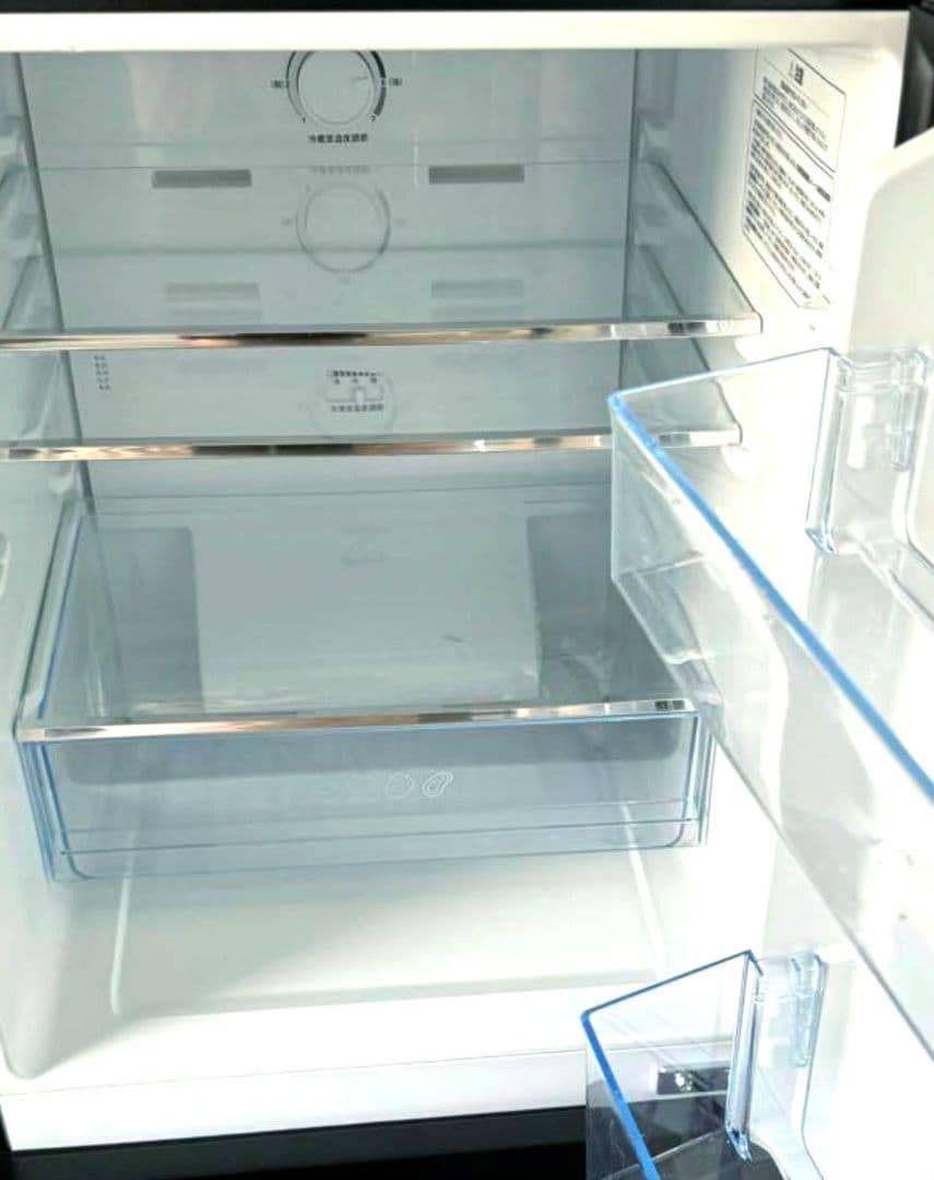 美品 Hisense ハイセンス 冷蔵庫 HR-G13C-BR 135L