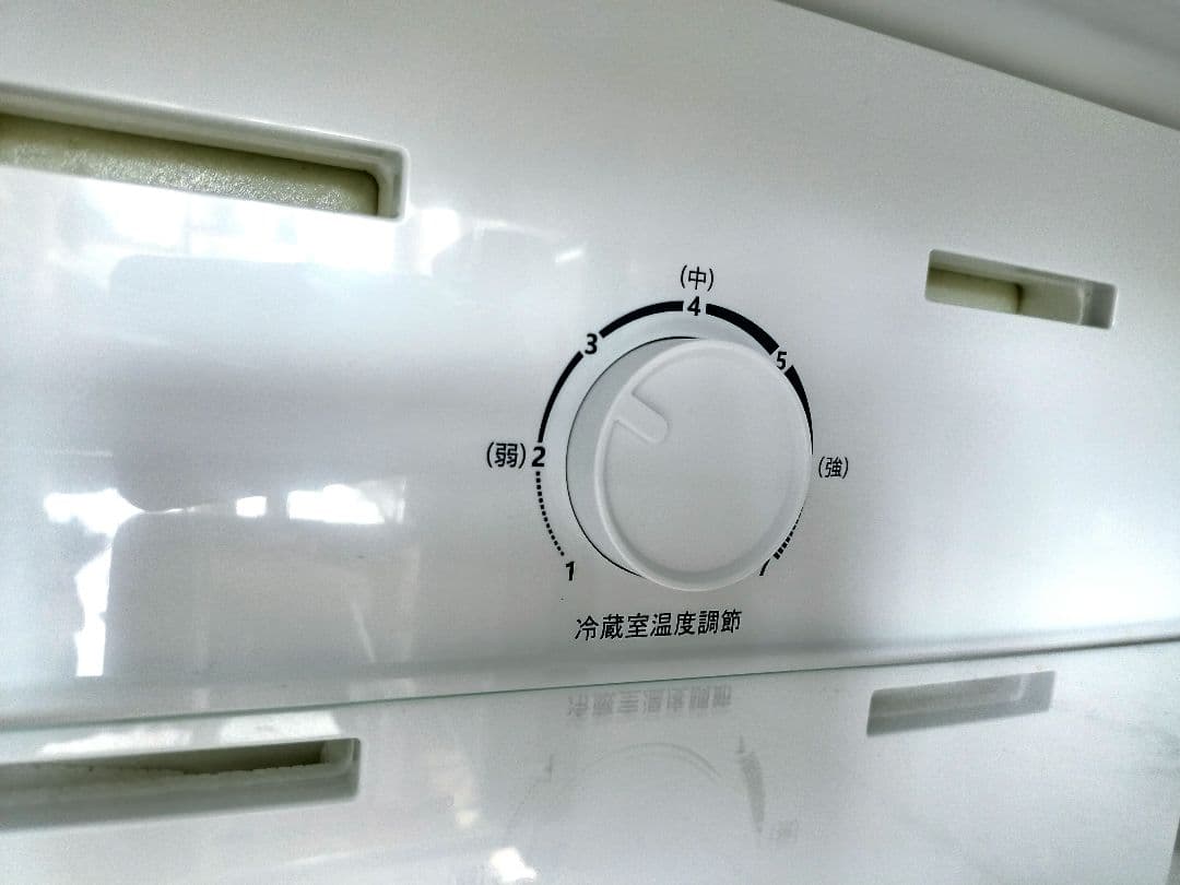 美品 Hisense ハイセンス 冷蔵庫 HR-G13C-BR 135L