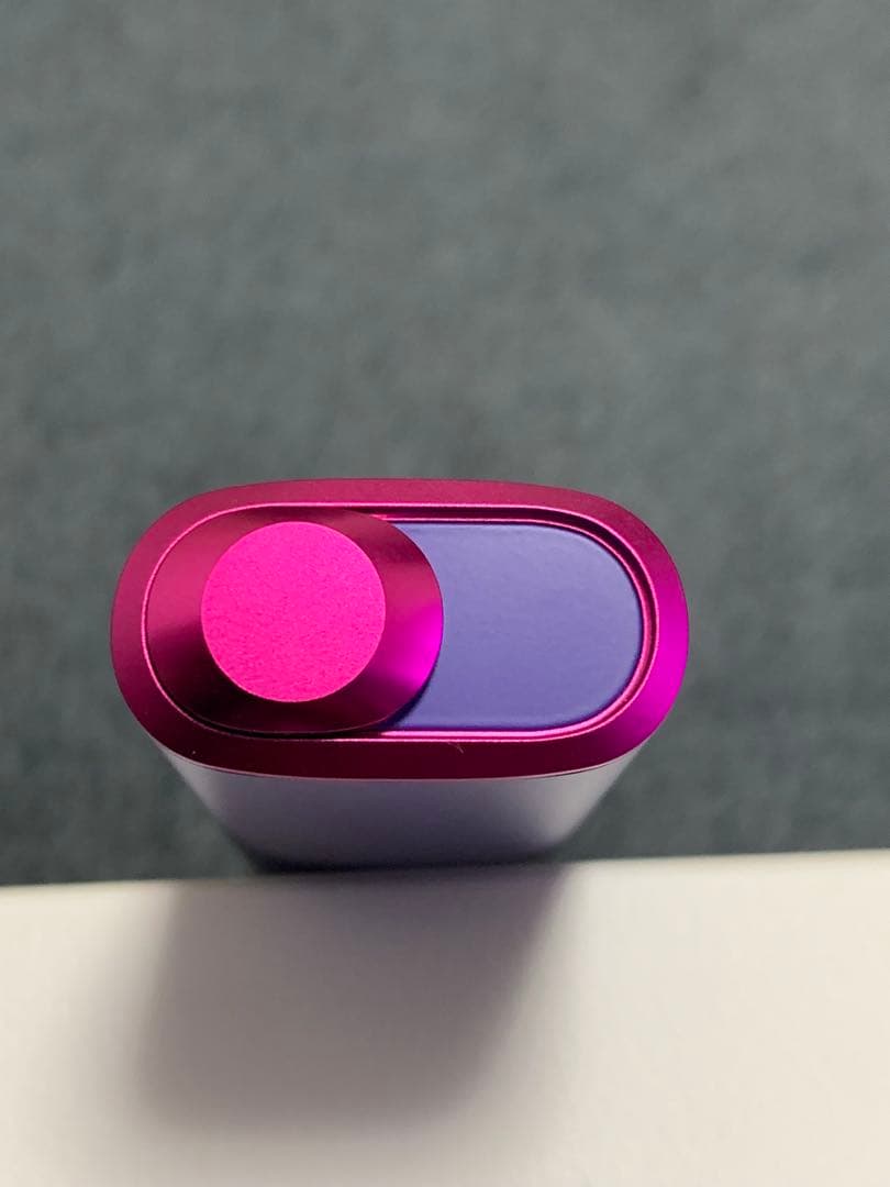 【美品】IQOS イルマ ワン ネオンモデル本体