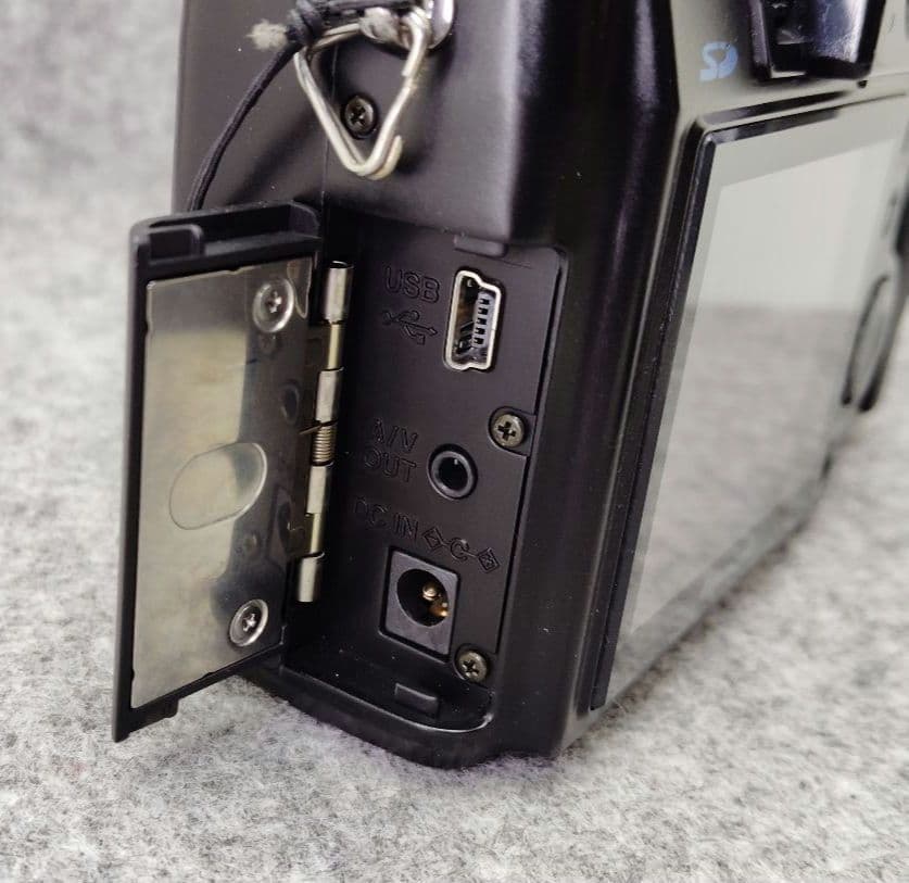 Panasonic DMC-LC5 オールドデジタルカメラ　希少