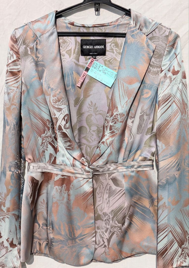 Giorgio Armani シルクジャケット　シックな色合い　国内直営店購入