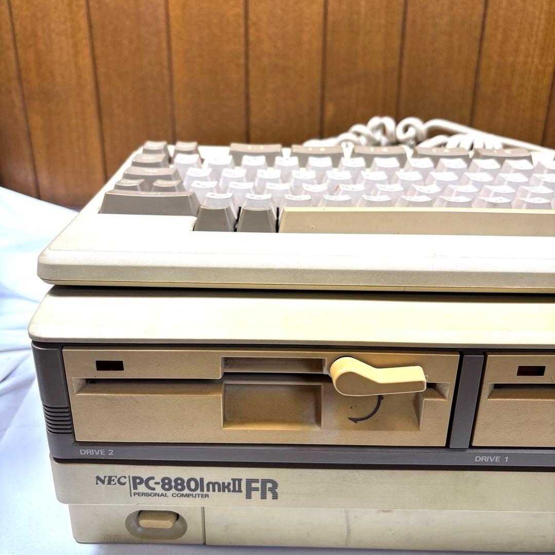 通電のみ確認　NEC PC-8801 mkⅡ FR 本体　キーボード