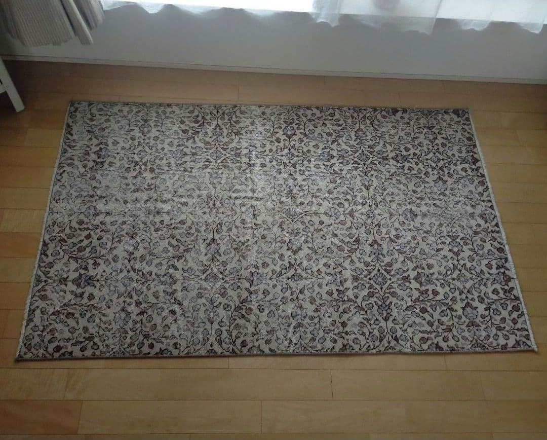 美品●114×188 　トルコ　ヴィンテージラグ