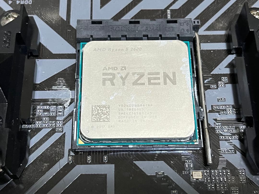 2/10までAMD Ryzen 5 2600+GIGABYTE B450Mセット