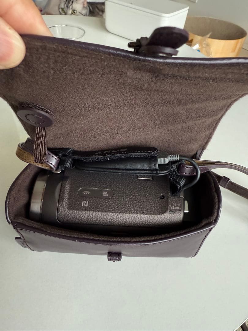 SONY HDR-PJ680 ビデオカメラ 本体+ケース