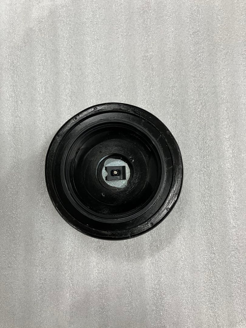 【在庫処分】DATSUN レプリカ ステアリング ハンドル・ホーンパット付き