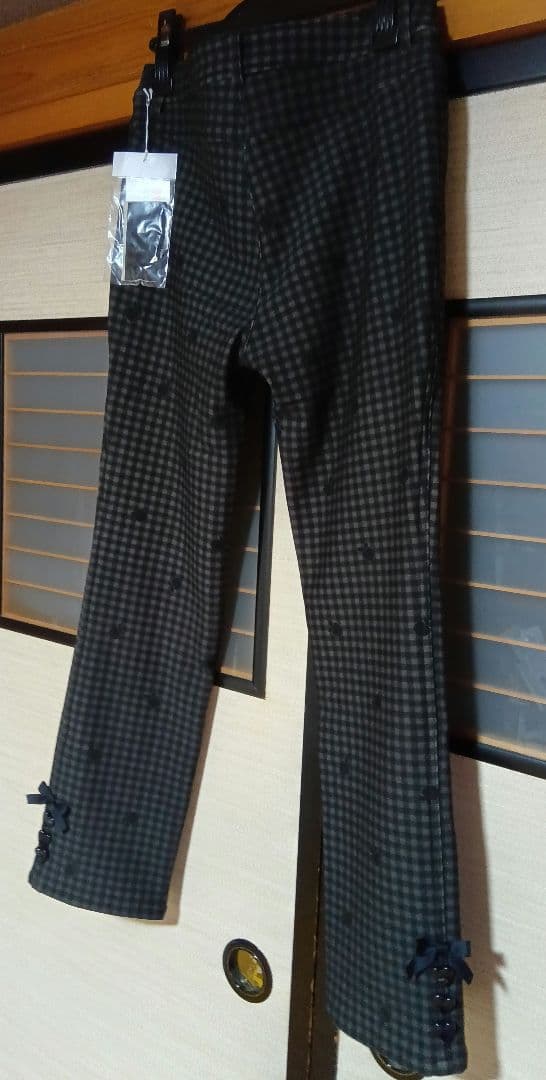 Ｓora　新品　裏起毛　Lサイズ ストレッチパンツ　ギャラリービスコンティ