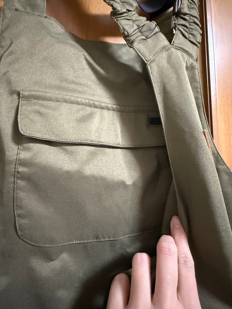 スノーボードビブパンツ