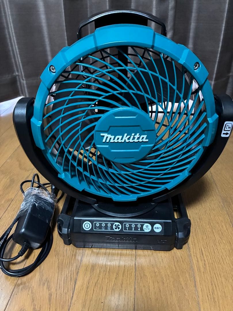 マキタ 充電式扇風機 CF102DZ 18V6Ahバッテリー2個 充電器セット