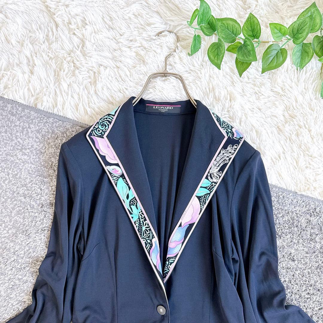 レオナール カンカン素材　テーラードジャケット　羽織り　フラワー　黒