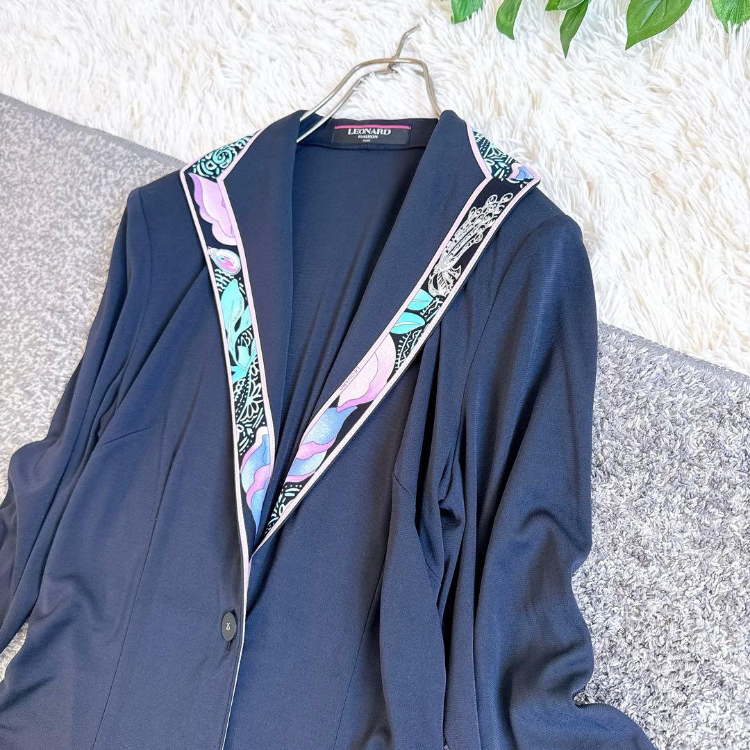 レオナール カンカン素材　テーラードジャケット　羽織り　フラワー　黒