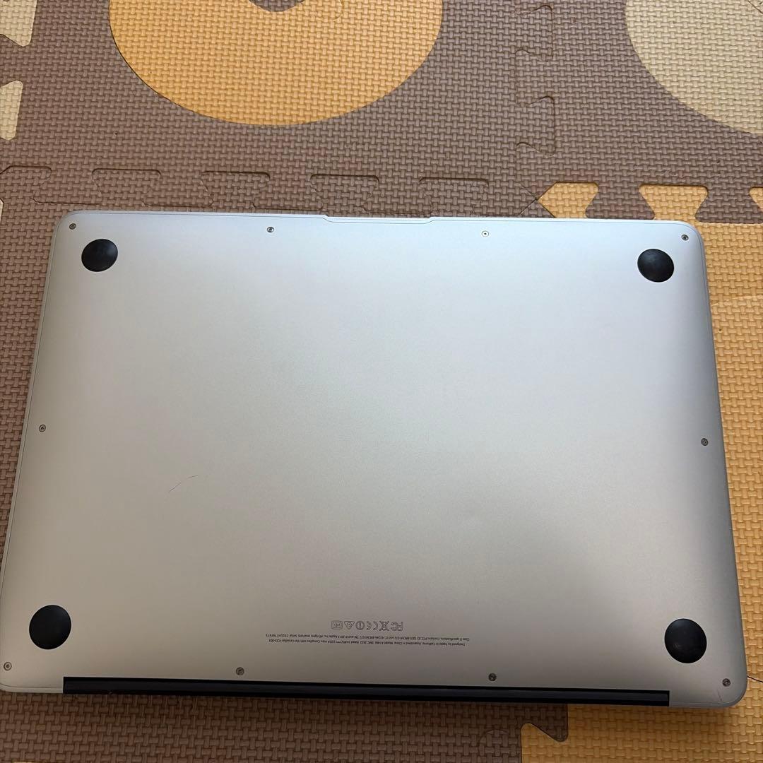 2014年Macbook air 13インチi5.8GB.SSD512GB