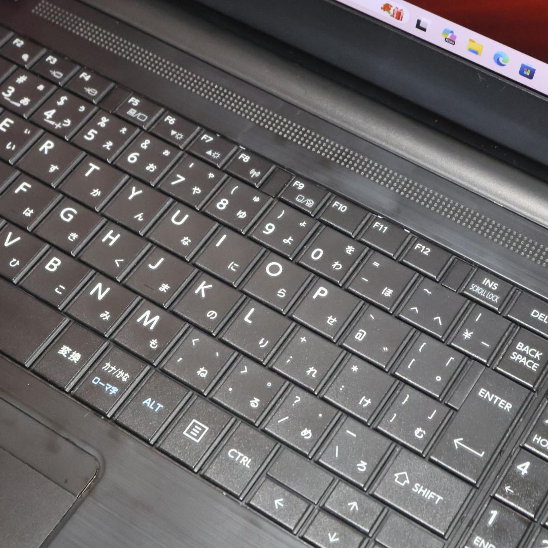 特価品！Win11公式対応8世代i7/メ8G/高速SSD/DVD/無線/カメラ