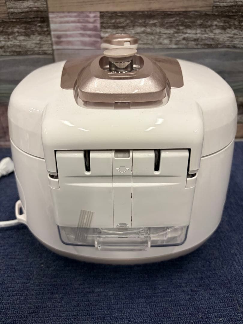 新品未使用 CUCKOO IH圧力炊飯ジャーCRP-HJ0657F