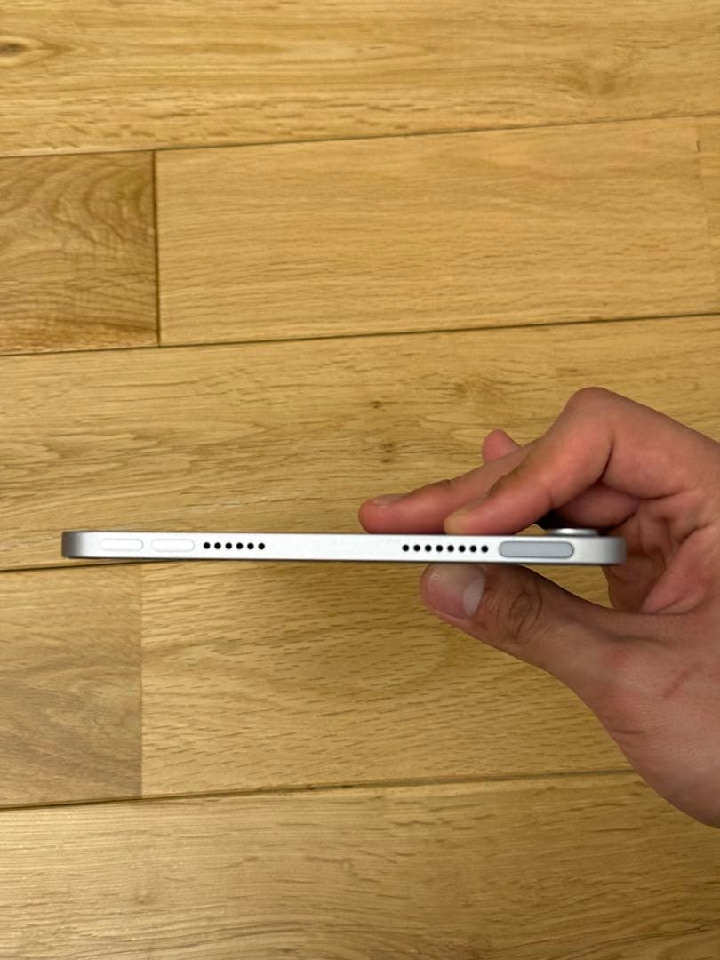 iPad mini (A17 Pro) Wi-Fi 128GB + 純正ケース