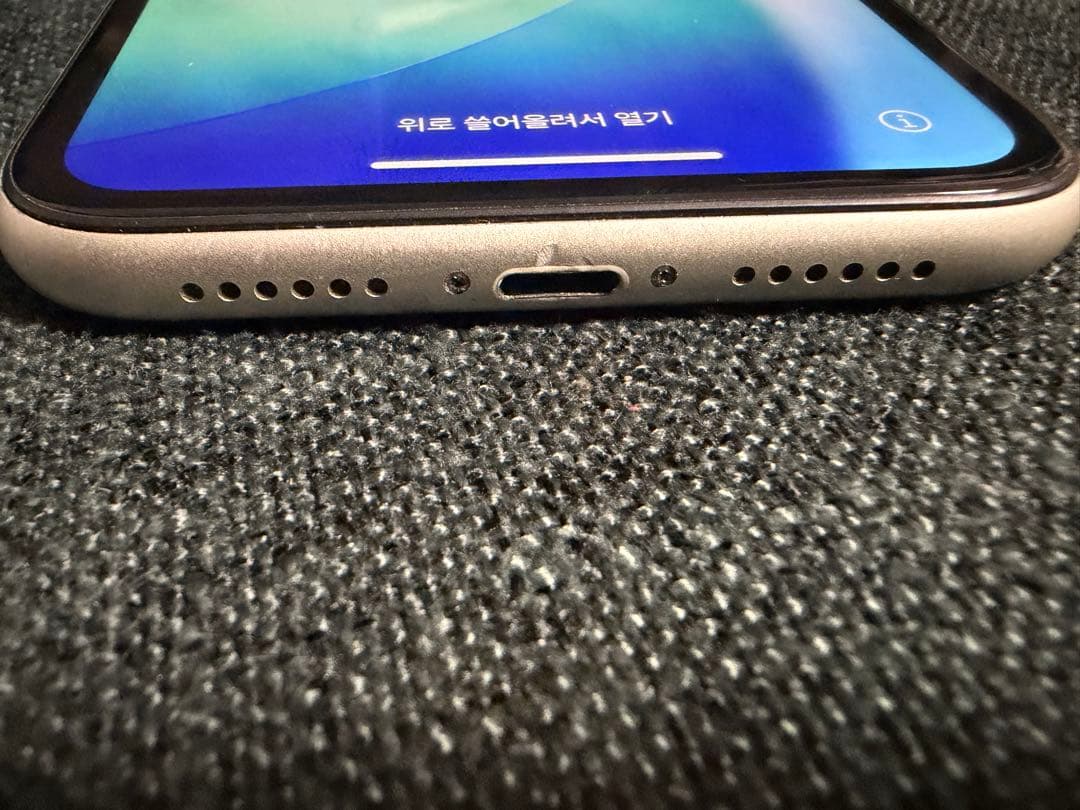 Apple iPhone 11 ホワイト 128gb simフリー