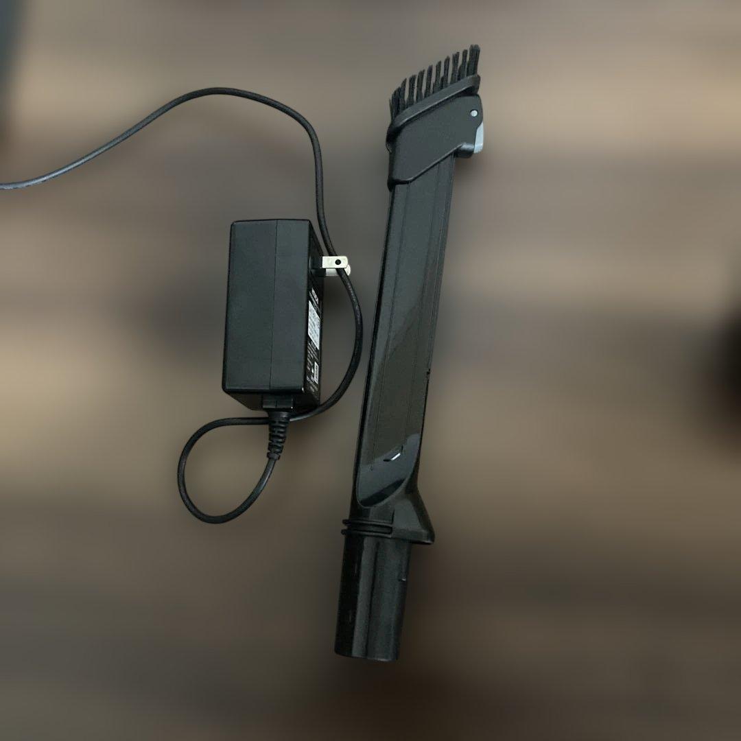 HITACHI コードレスクリーナー 掃除機　PV-BHL4000J