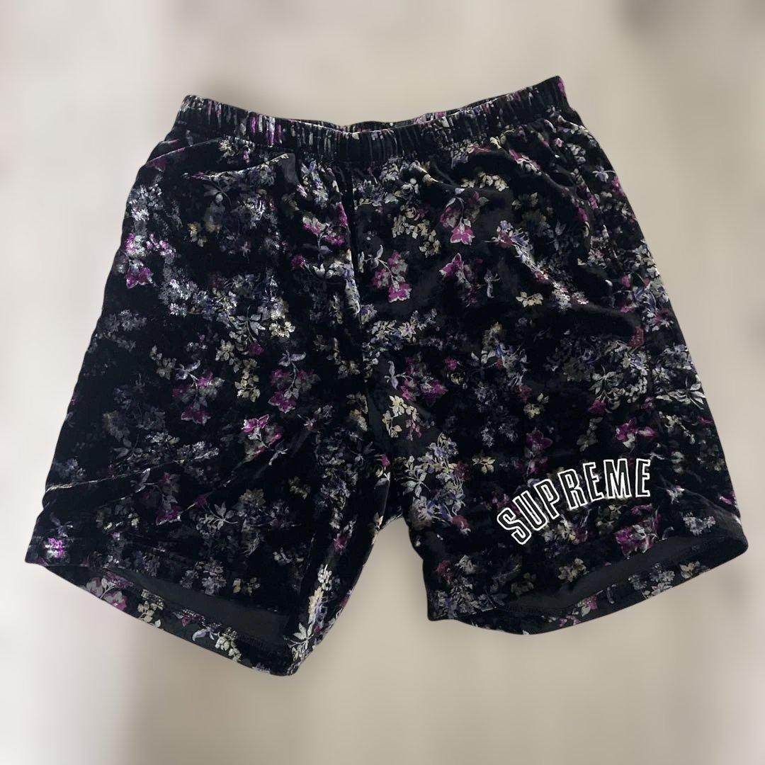 Supreme 花柄 ベルベットショートパンツ
