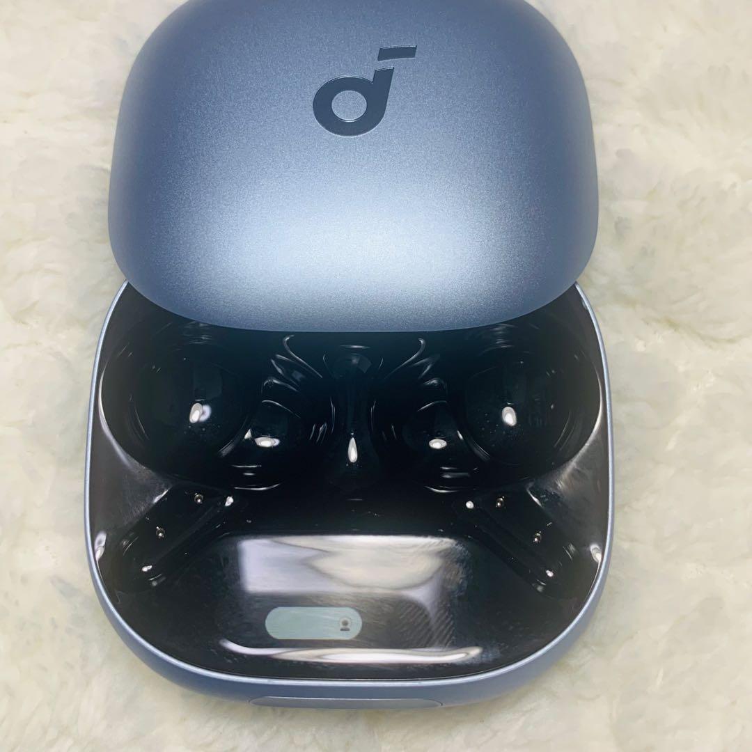 美品 soundcore Liberty4Pro スカイブルー 充電ケース