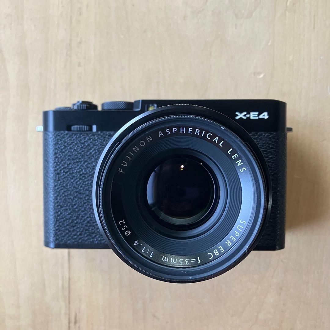 今週末まで FUJIFILM X-E4 ブラック & XF35mm F1.4