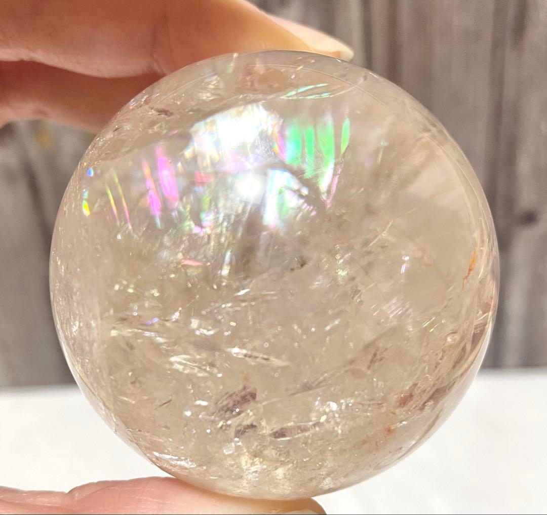 ピンククォーツ（ピンクアゼツライト）スフィア 台座付き