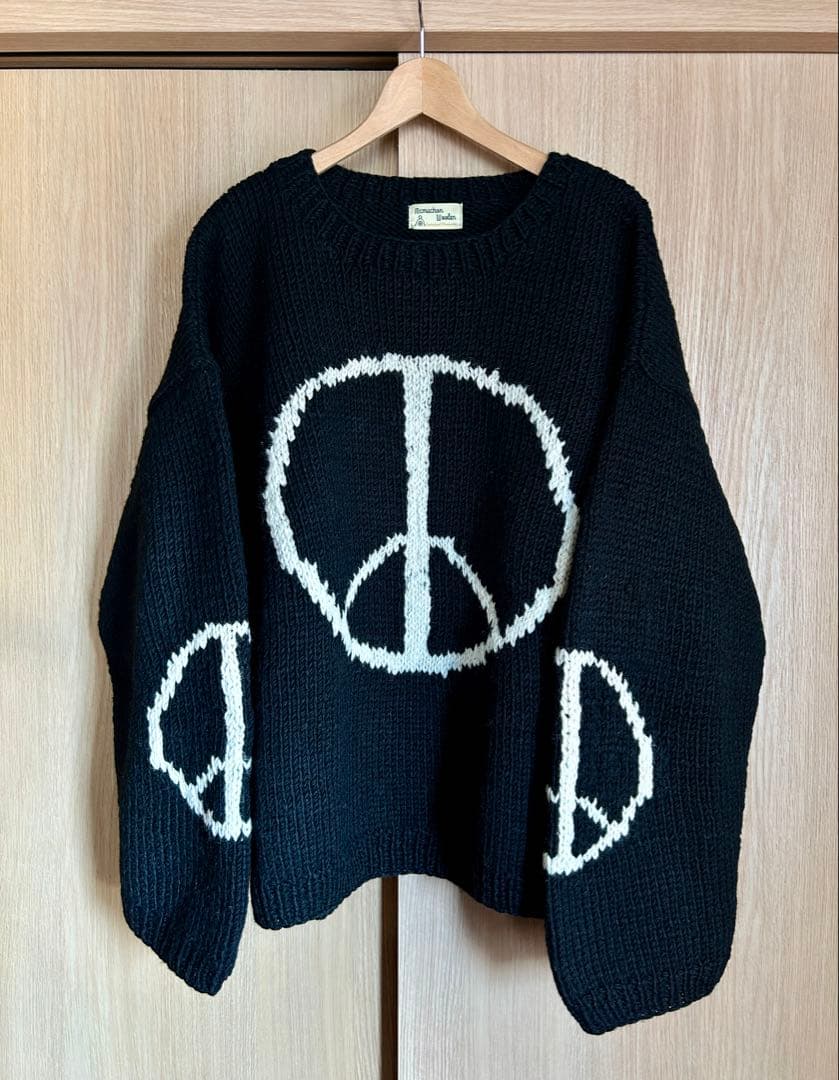 Hiroさん　MacMahon Knitting Mills ピースマークニット
