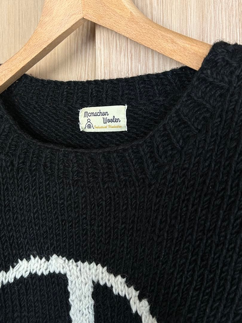 Hiroさん　MacMahon Knitting Mills ピースマークニット