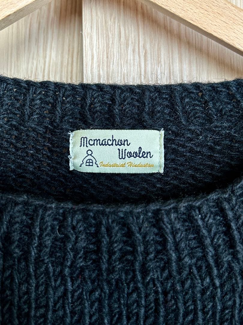 Hiroさん　MacMahon Knitting Mills ピースマークニット