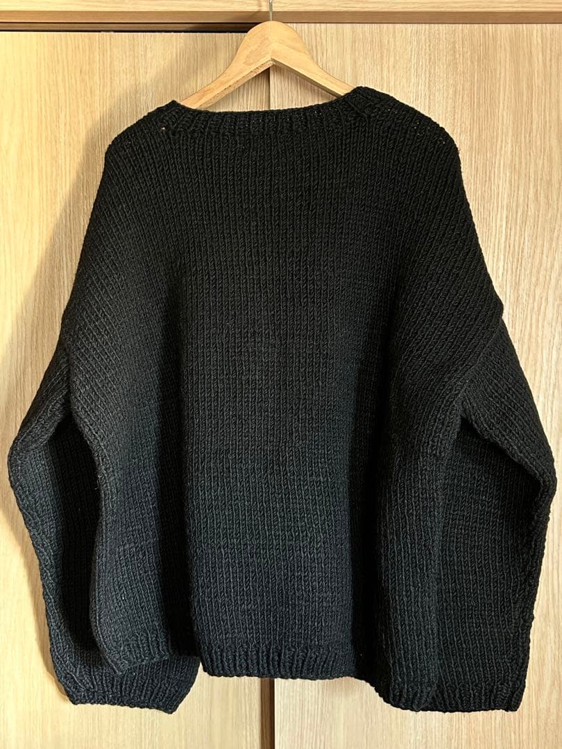 Hiroさん　MacMahon Knitting Mills ピースマークニット