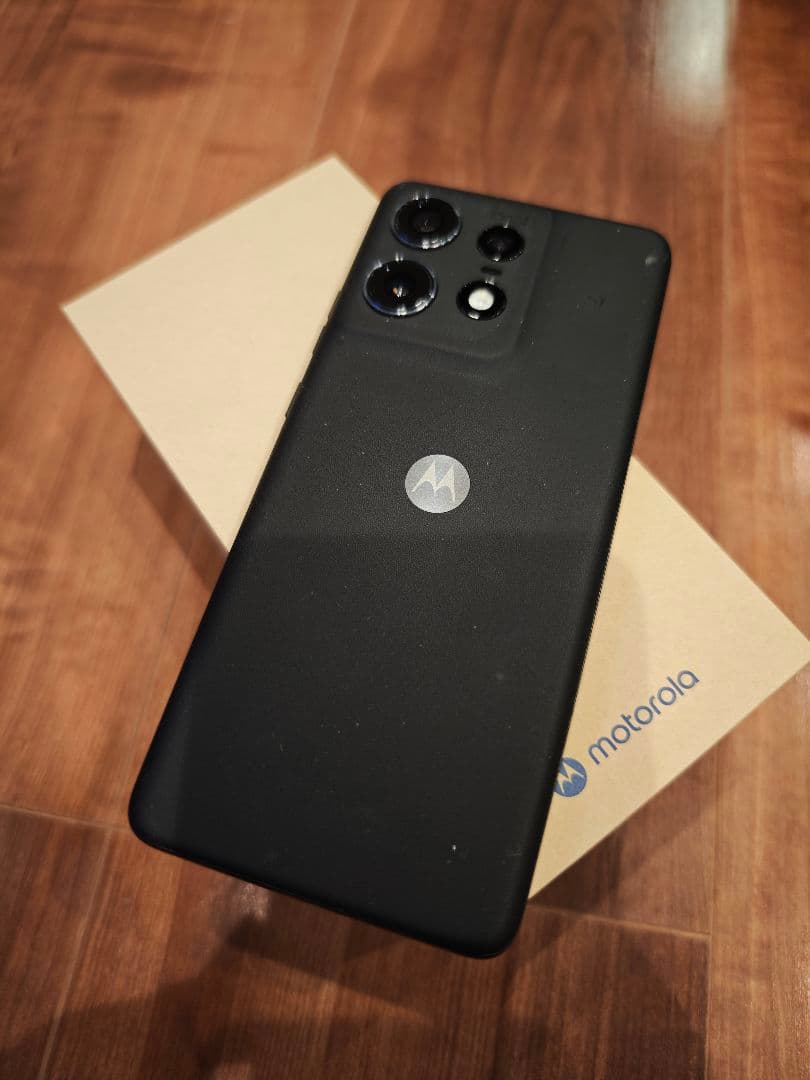 Motorola edge 50 Pro 本体、充電器付き SIMフリー