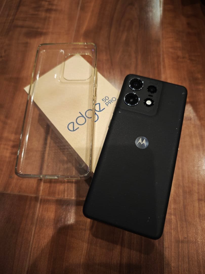 Motorola edge 50 Pro 本体、充電器付き SIMフリー