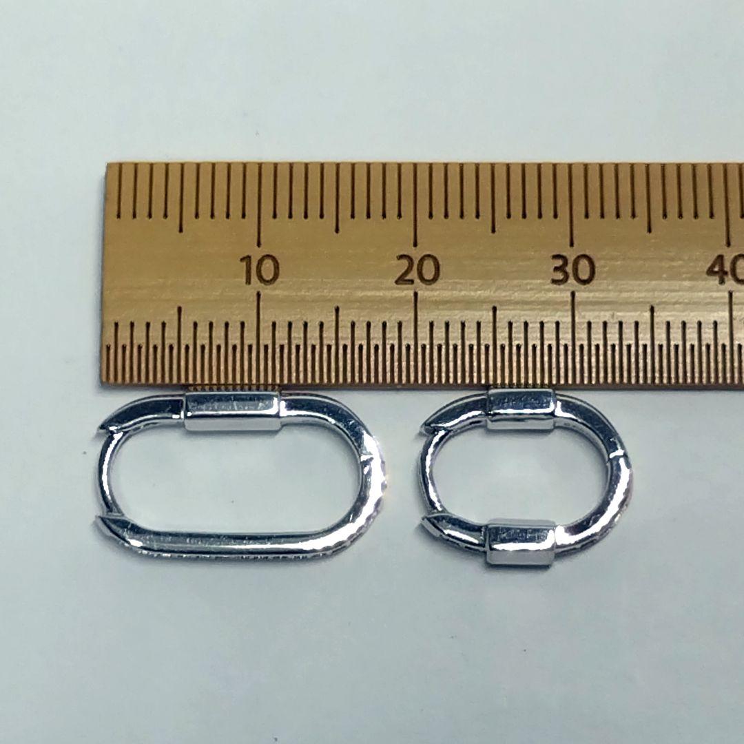 みーこm様　箱無し価格中　MARIA BLACK ピアス 片耳用 ×2　925