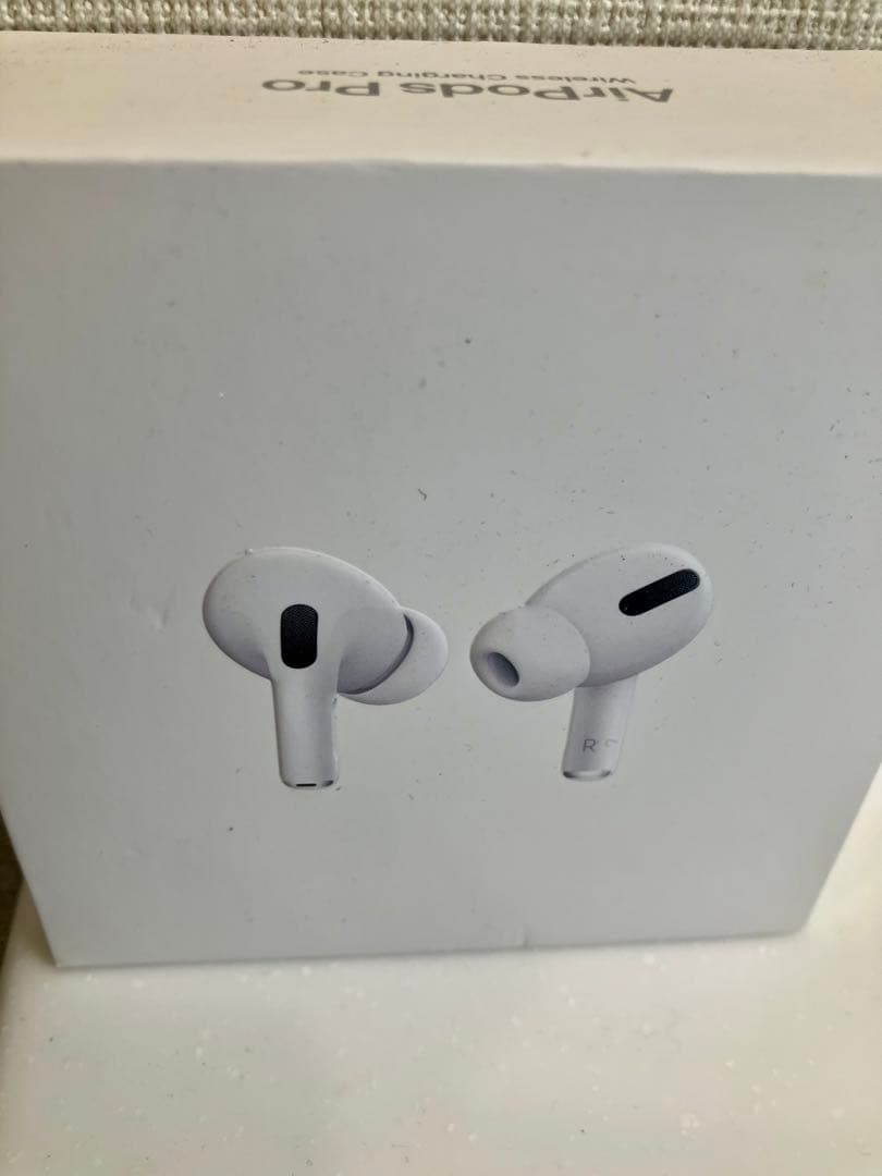【純正品】左耳のみAirPodsPro  ＋ワイヤレス充電ケース＋充電ケーブル