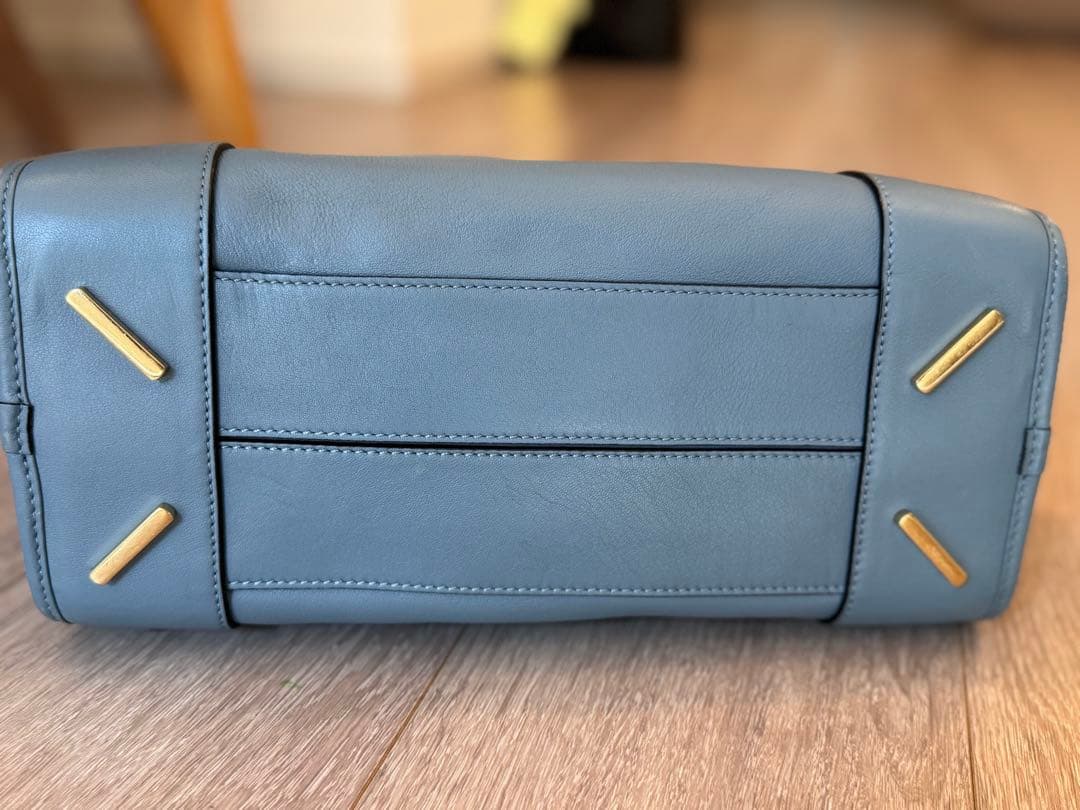 LOEWE アマソナ28 ブルー　水色　くすみブルー