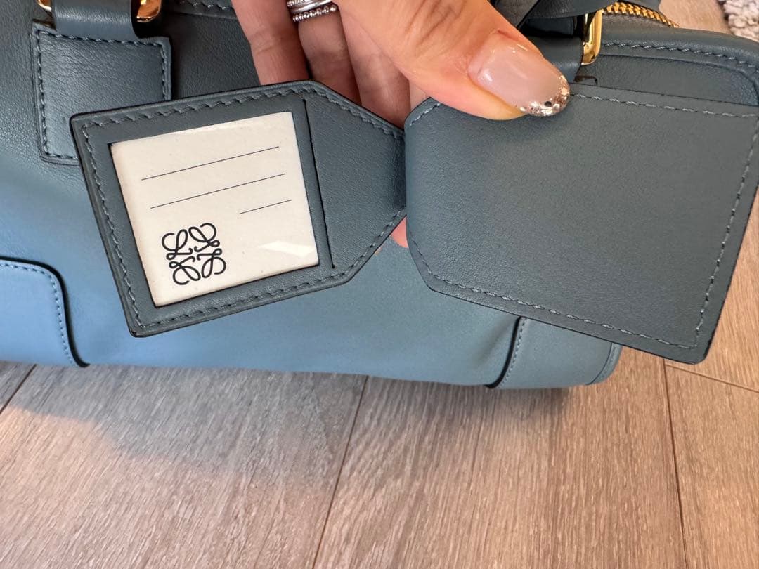 LOEWE アマソナ28 ブルー　水色　くすみブルー