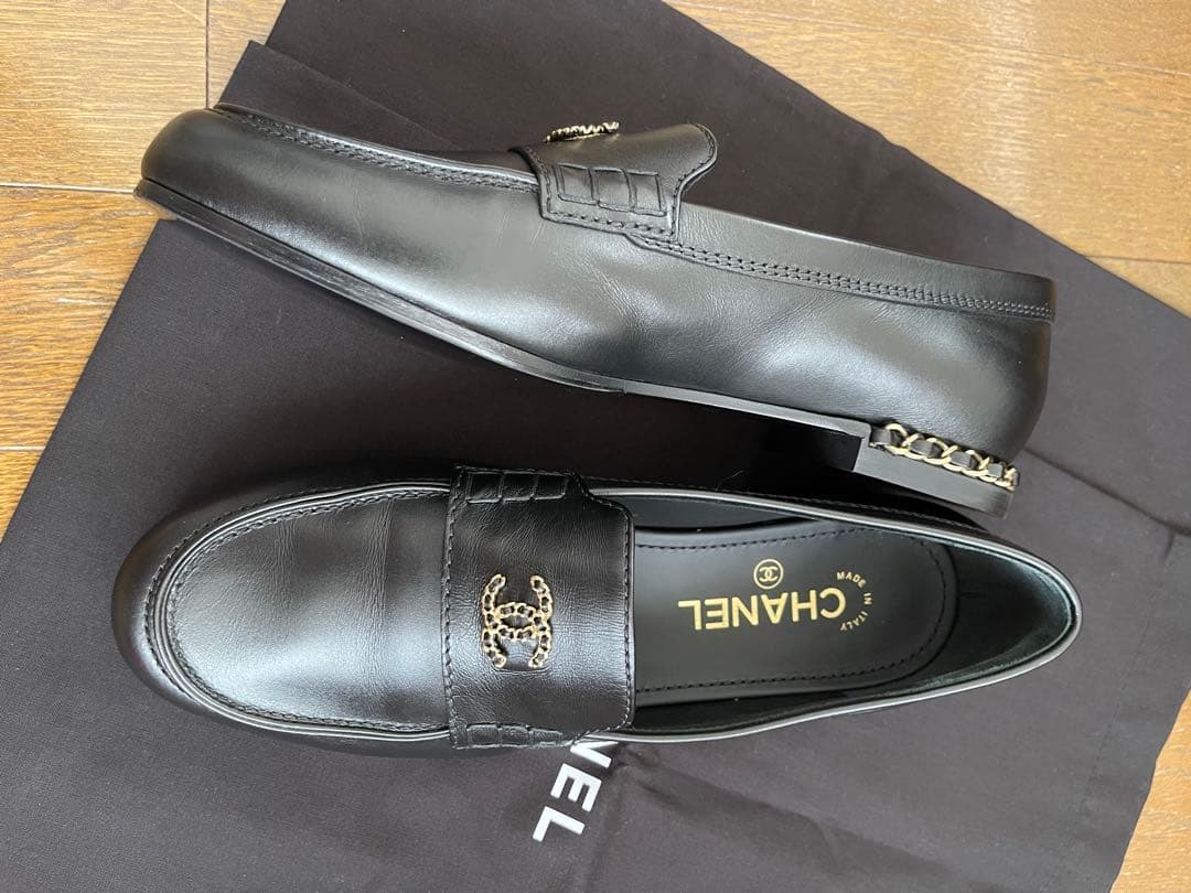 CHANEL ブラックローファー チェーン　39